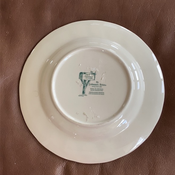 NEW Johnson Brothers Friendly Village Plate ENGLAND - Picture 3 of 3
